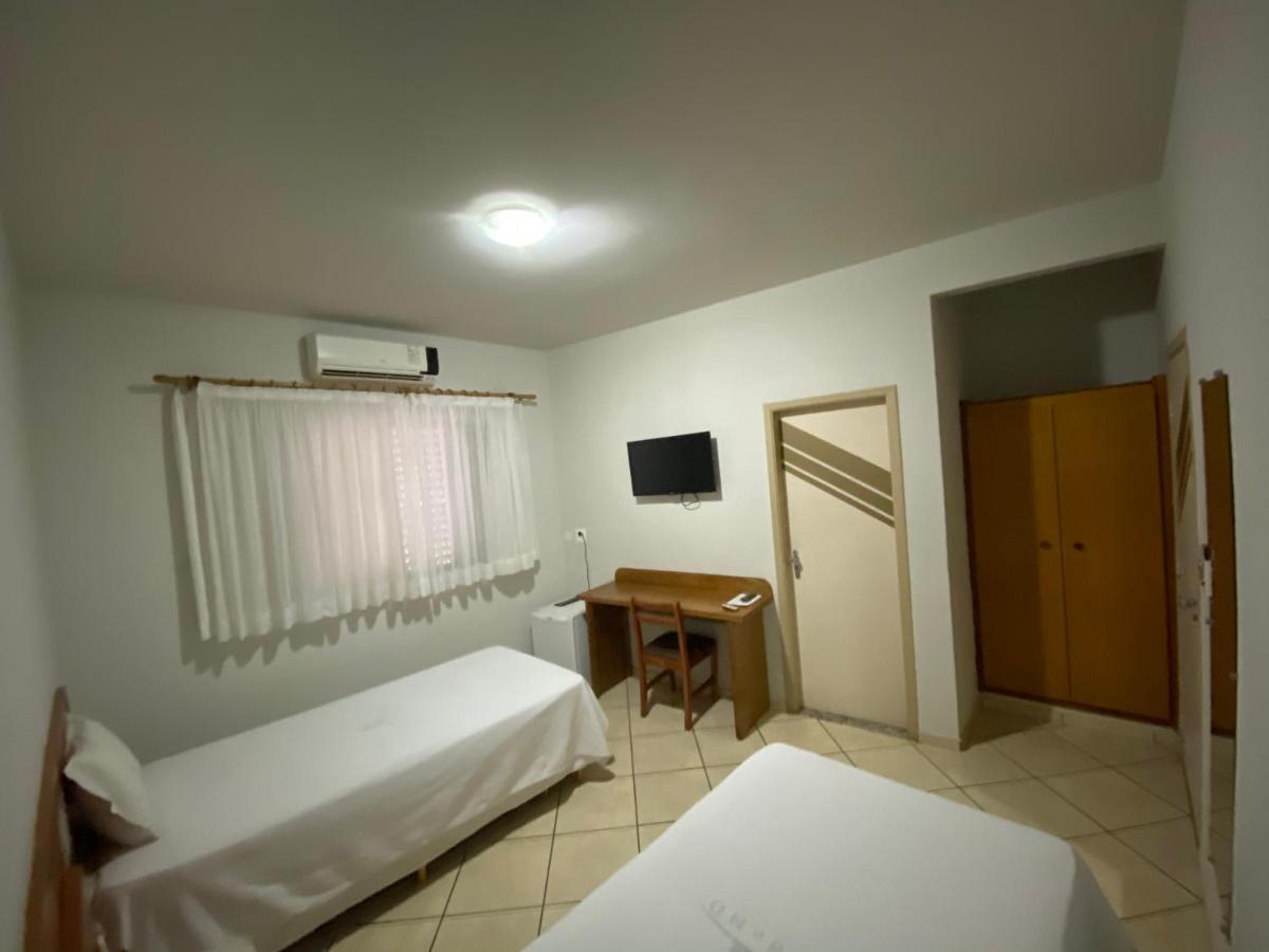 Onix Hotel Assis Eksteriør billede